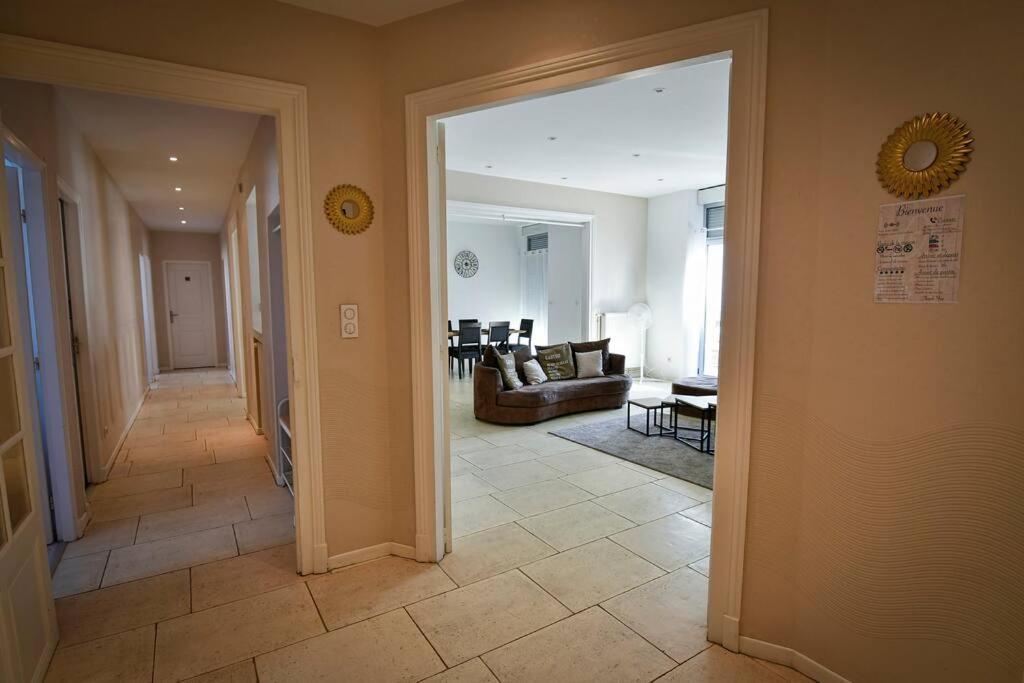 Grand Appartement De Haut Standing En Centre-Ville Montlucon Exterior photo
