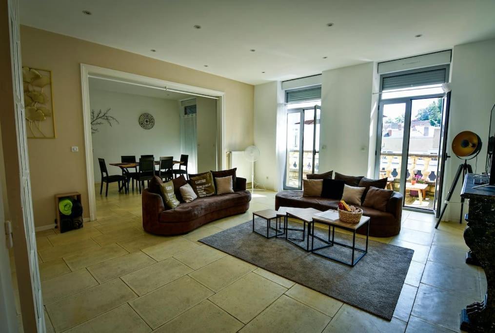 Grand Appartement De Haut Standing En Centre-Ville Montlucon Exterior photo